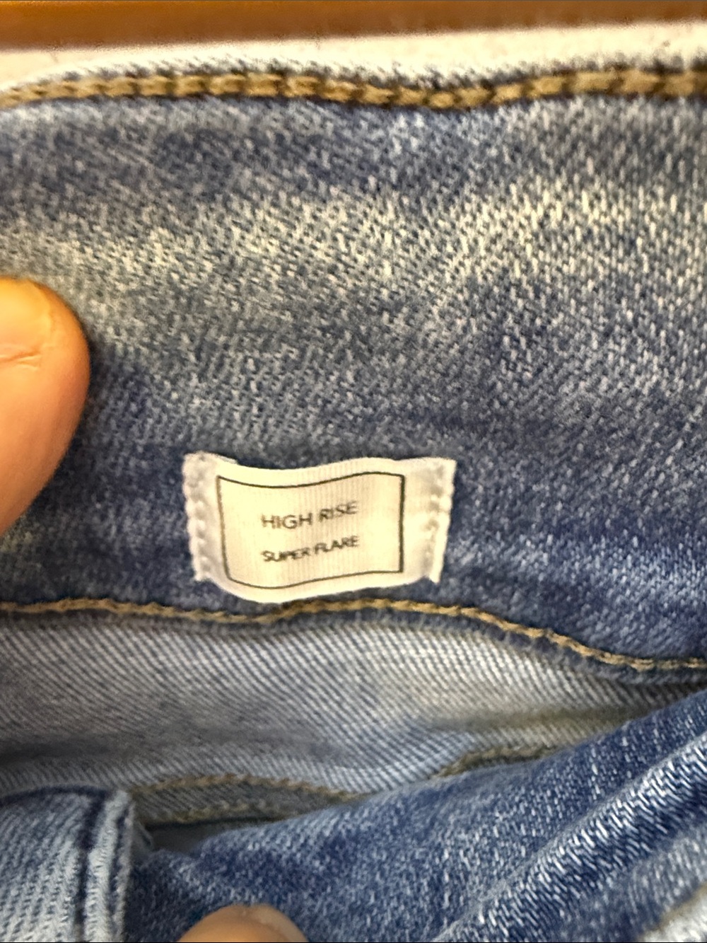KanCan Medium Light Blue Flared Wide-Leg Jeans with Raw Hem - Picture 3 of 7